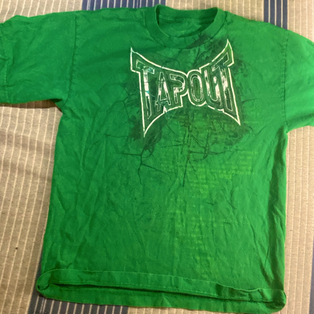 Tapout T-Shirt Size - S